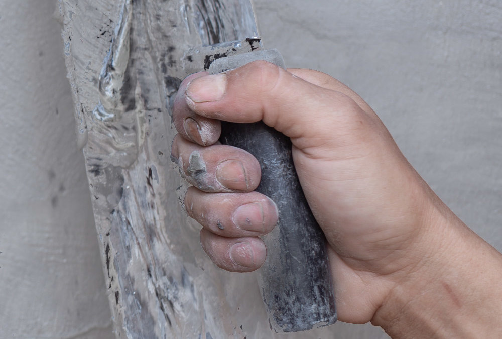 W jaki sposób najlepiej szpachlować i kłaść gładź?